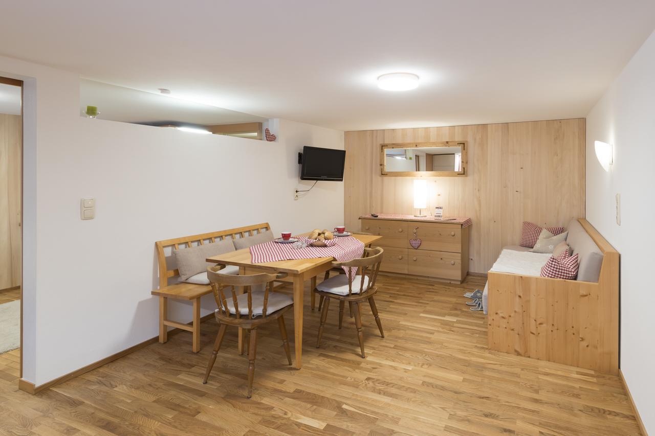 בצאו Appartements Christine מראה חיצוני תמונה